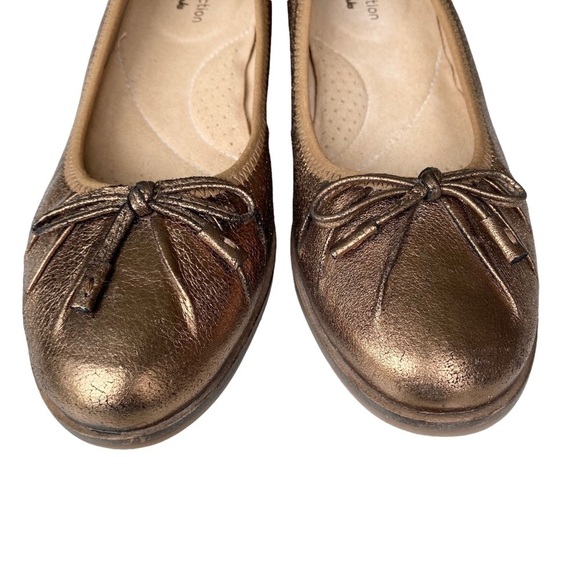 Clarks Collection Metallic Flats Size 7 Sara Aster Leather Bow Toe Comfort Shoes - Picture 6 of 13